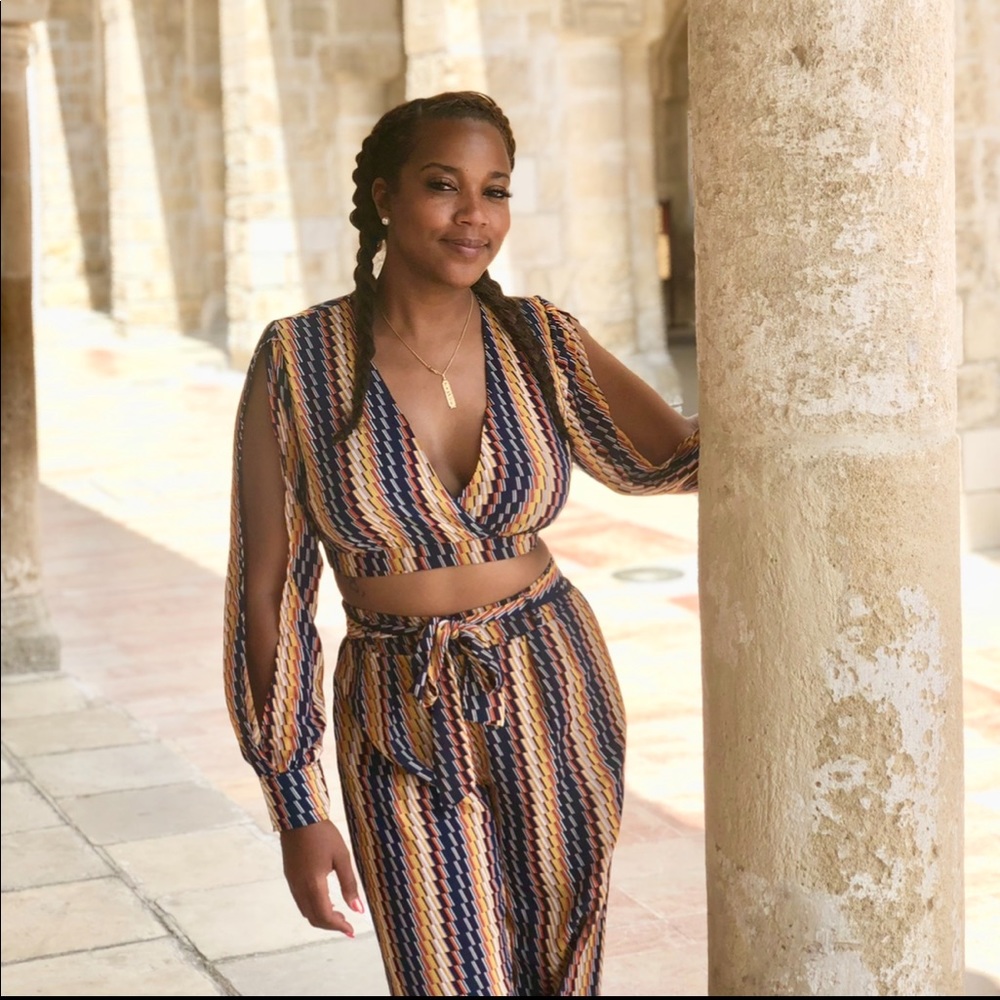 Pants Set - Picture 2 of 3